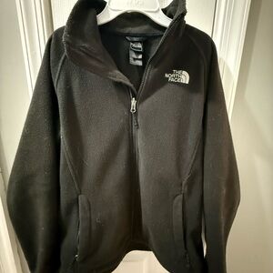 The North Face Women’s Black Fleece Jacket